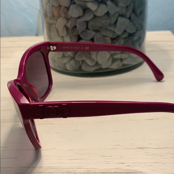 Chanel sunglasses main image 4